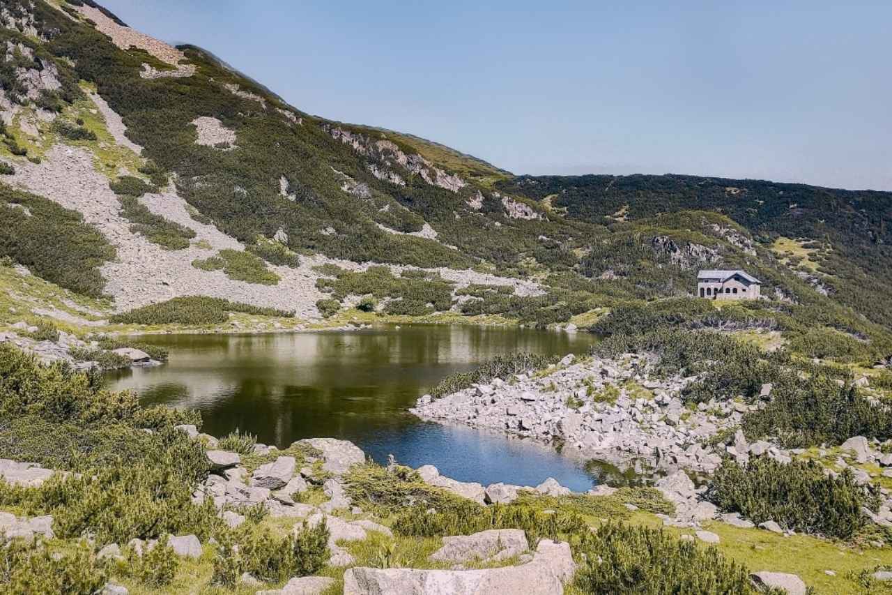 Планински преход към хижа Белмекен