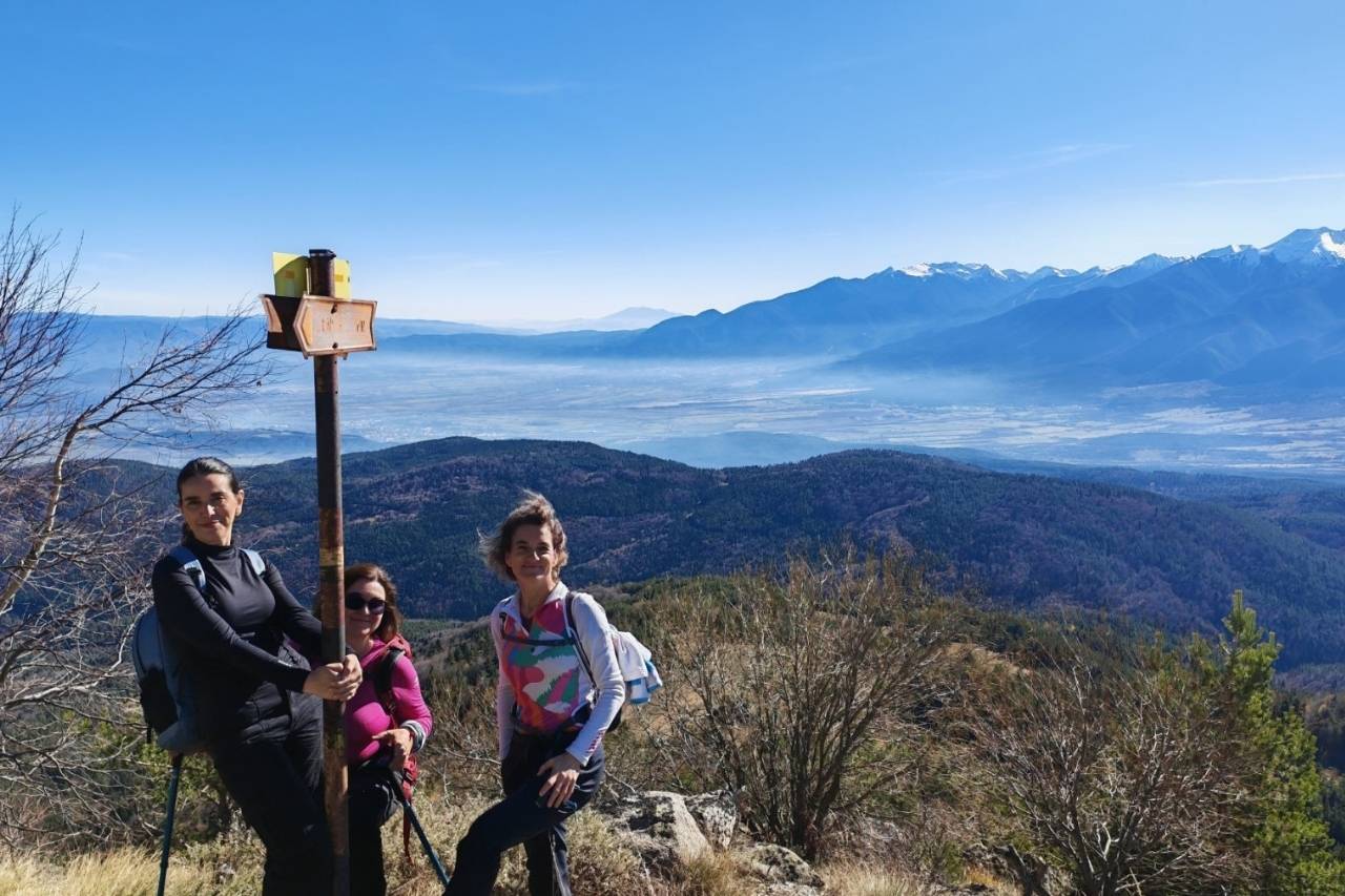 Панорама от Капатник